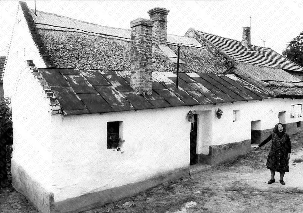 Archív kép u877x-010