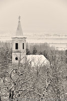 Szent Máté-templom télen