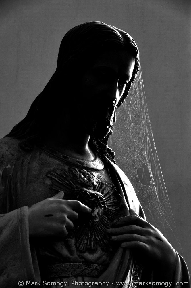 Szent Máté-templom, Krisztus-szobor. Fotó: Somogyi Márk - www.somogyimark.hu