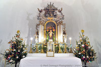 Szent Máté-templom oltára Karácsonykor. Fotó: Somogyi Márk - www.somogyimark.hu