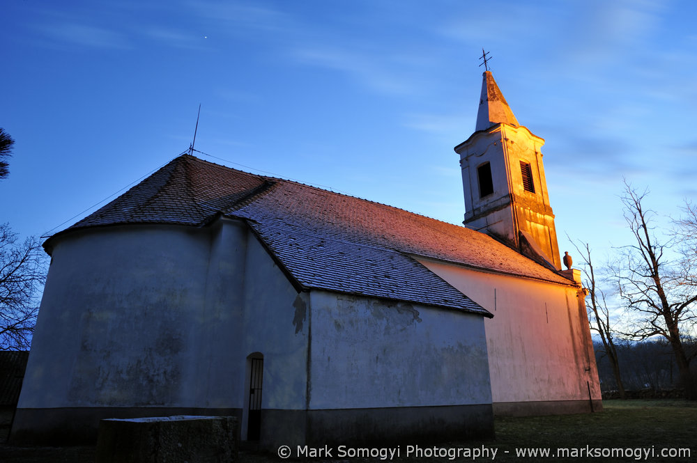 Szent Máté-templom északi oldala. Fotó: Somogyi Márk - www.somogyimark.hu